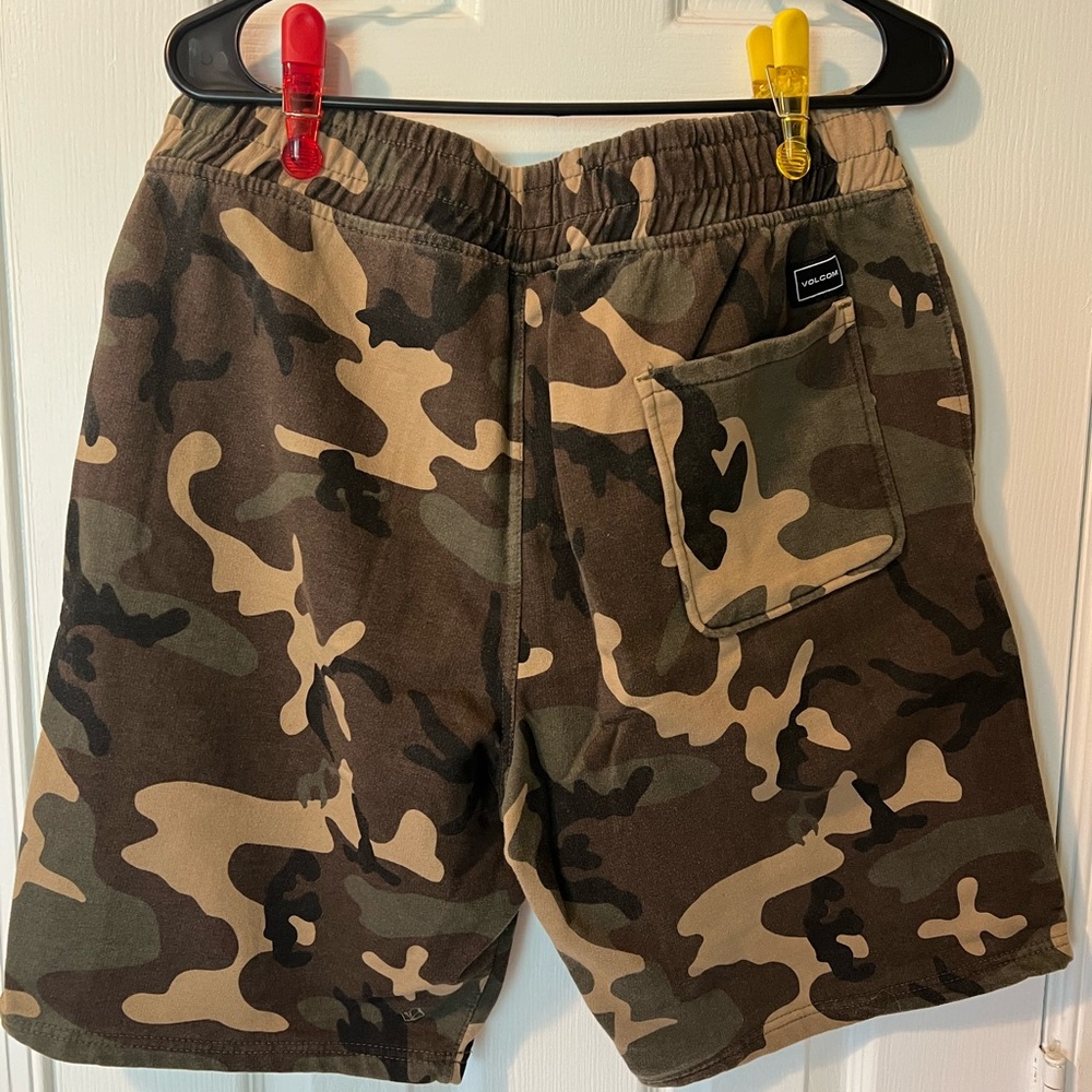Volcom shorts